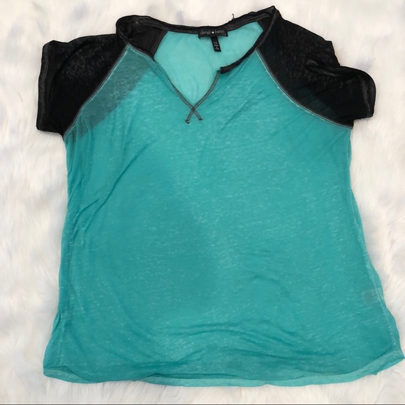 Derek Heart Tops - Derek Heart Light weight T Shirt Plus size 1X